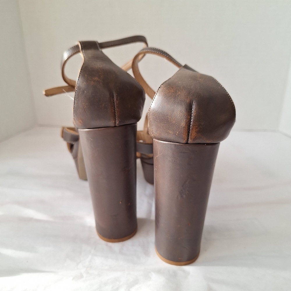 EMPORIO ARMANI LEATHER PLATFORM SANDAL SZ 11/ EU41 - Picture 4 of 13